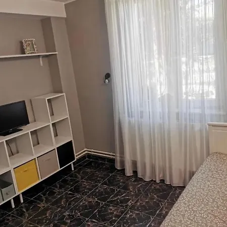 Saturn Cozy Apartman